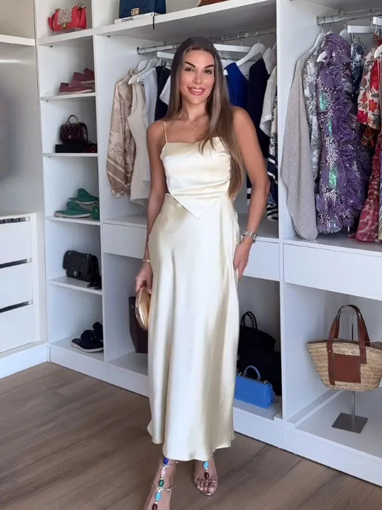 Vestido Midi Acetinado Exclusive - Costas Abertas e Ajuste em Amarração